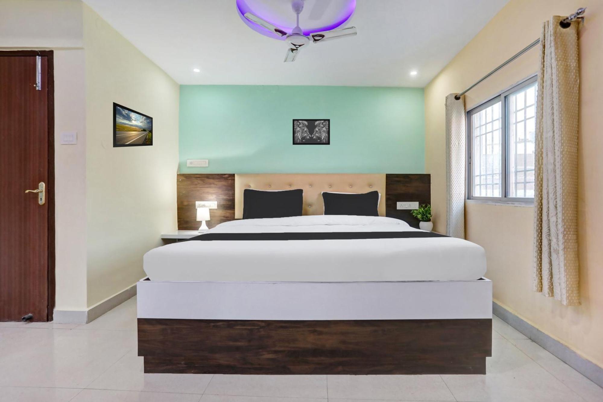 Hotel Super Collection O Danapur Near Railway Station à Patna  Extérieur photo